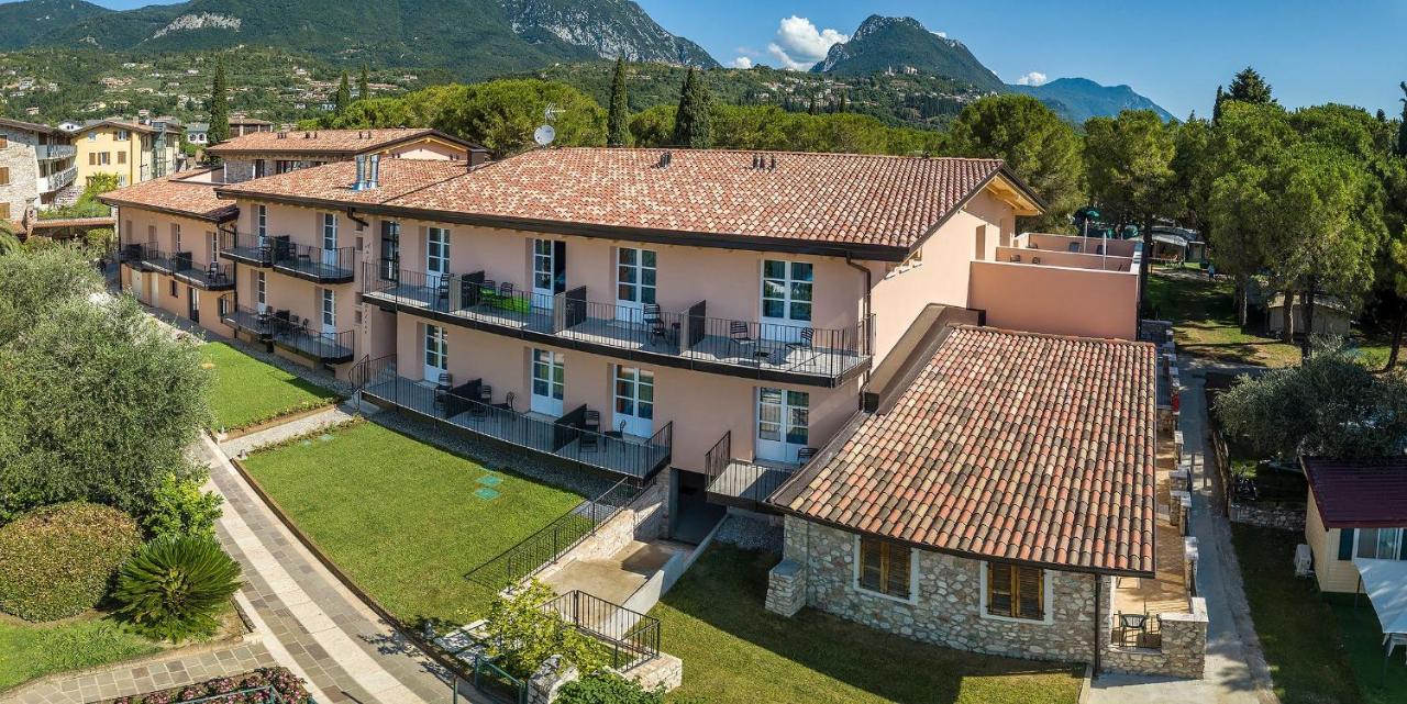 Regina Del Garda Suite Toscolano Maderno Exterior photo